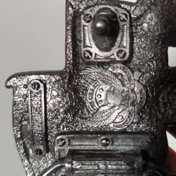 The Great American Buckle Company Vintage 1982 Tractor Buckle - Picture 6 of 8